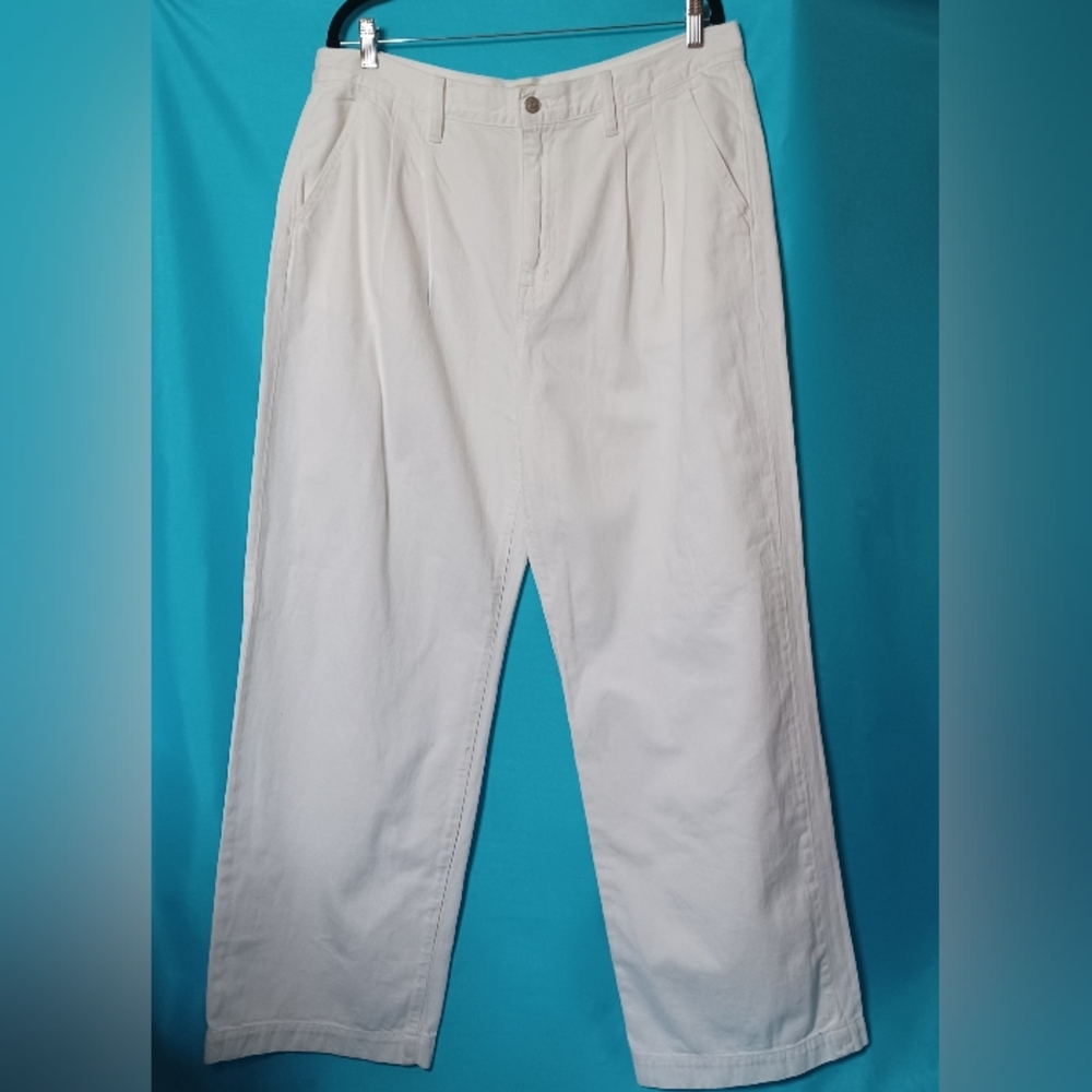 Madewell Women's White Baggie Straight Pants With Pleated Front. Size 32
